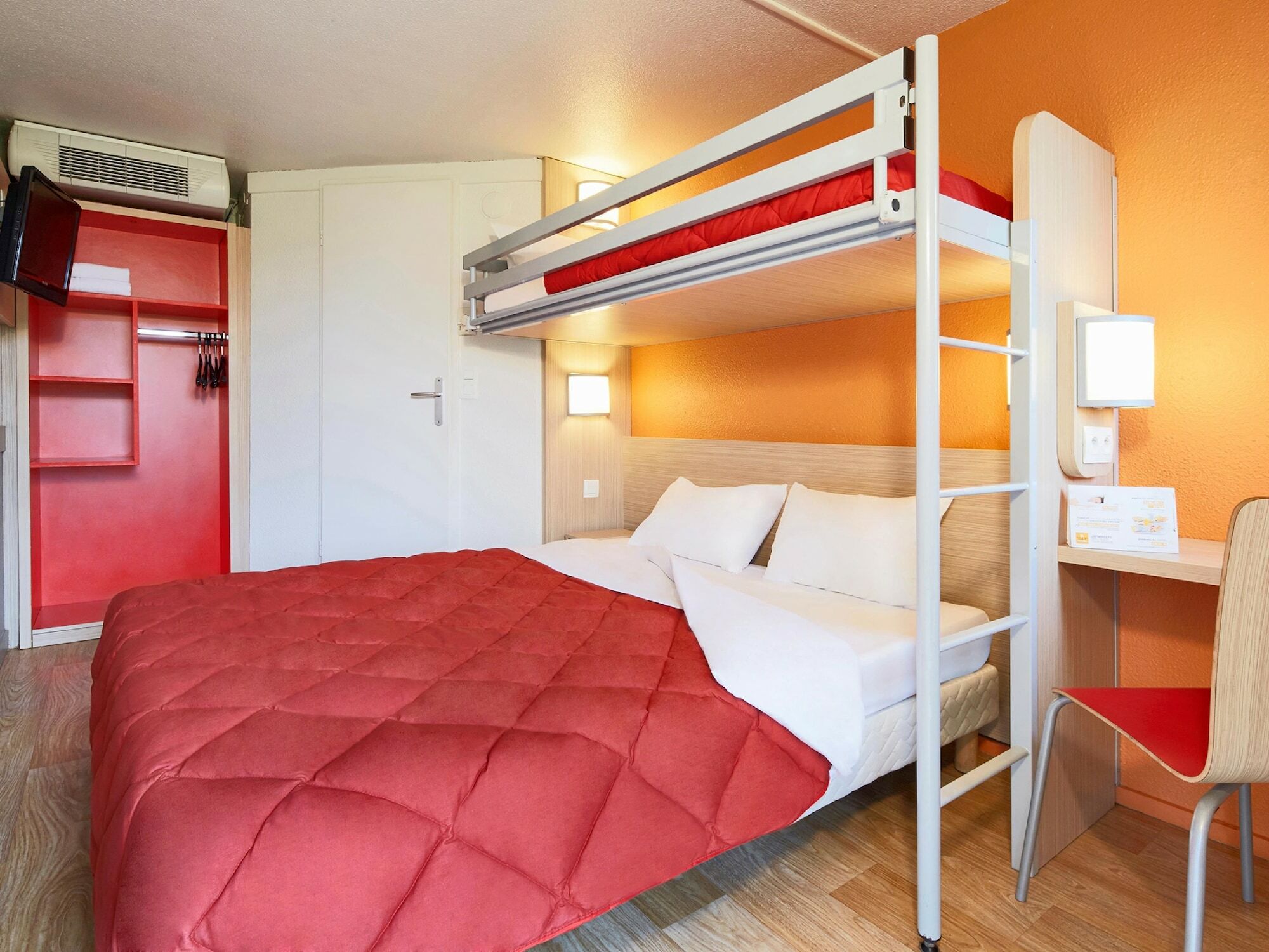 Premiere Classe Paris Ouest - Nanterre - La Defense Exterior photo